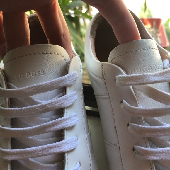 Hugo Boss - Picture 2 of 4